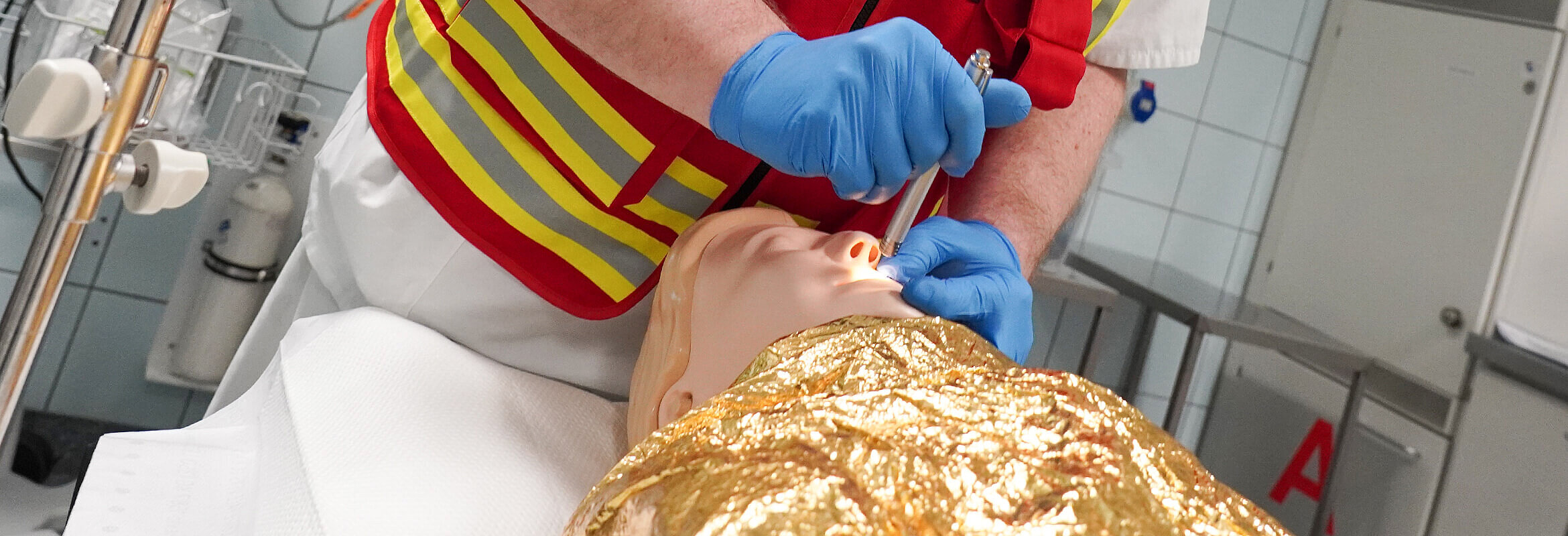 Intubationstraining an einer Puppe